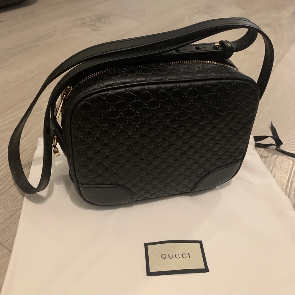 Brand New Gucci Bree Leather Camera Crossb…